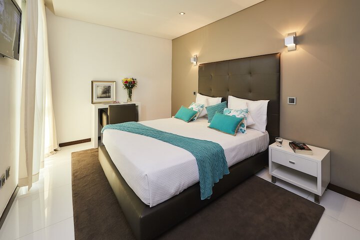 Room 4 of 31