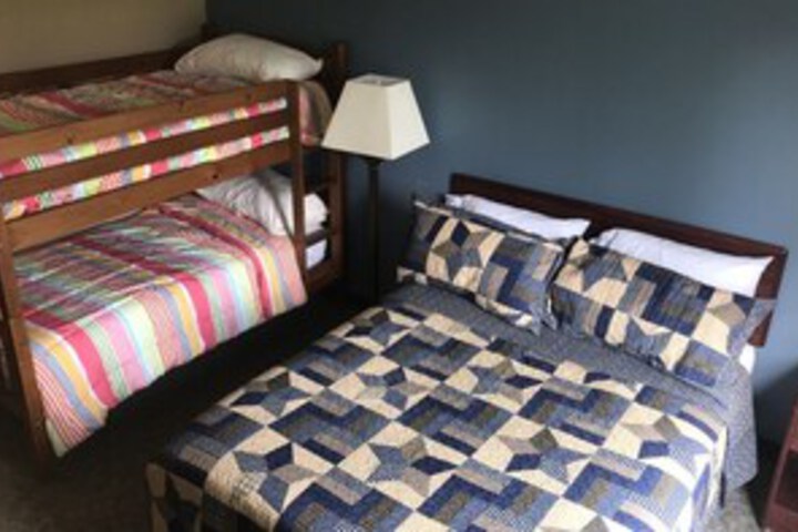 Room 26 of 34