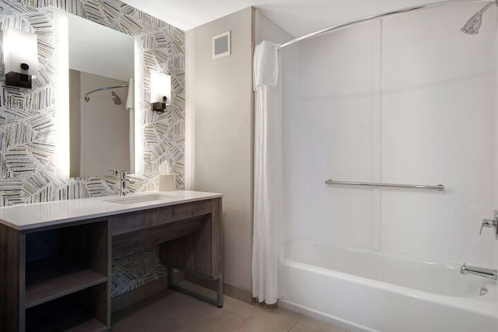 Bathroom shower