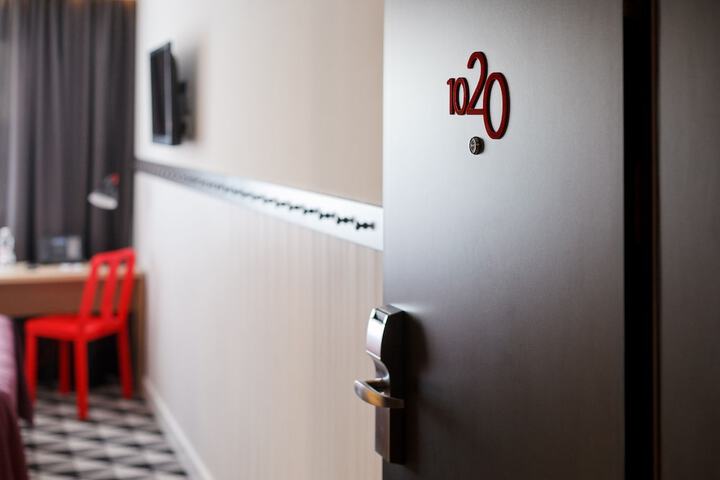Room 23 of 56