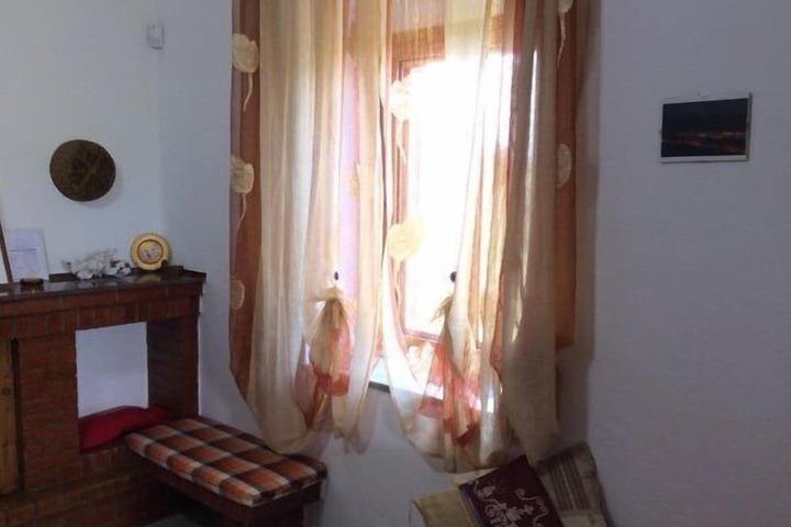 Room 37 of 68
