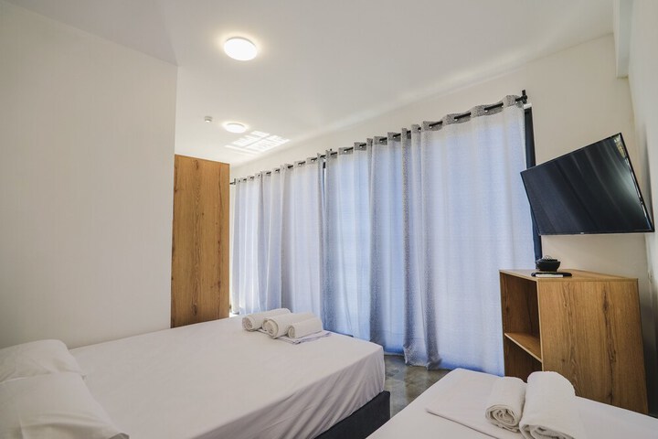 Room 21 of 62