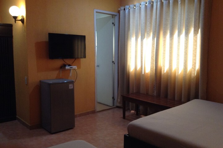 Room 21 of 35