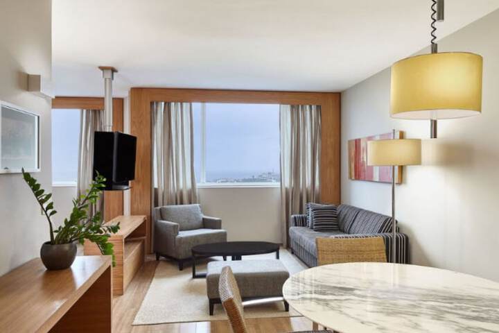 Room 6 of 52
