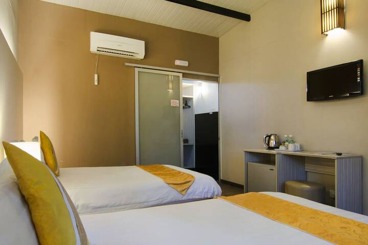 Room 20 of 66