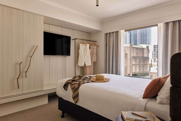 Room 7 of 40