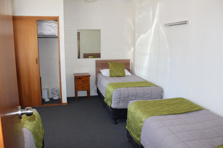 Room 8 of 39