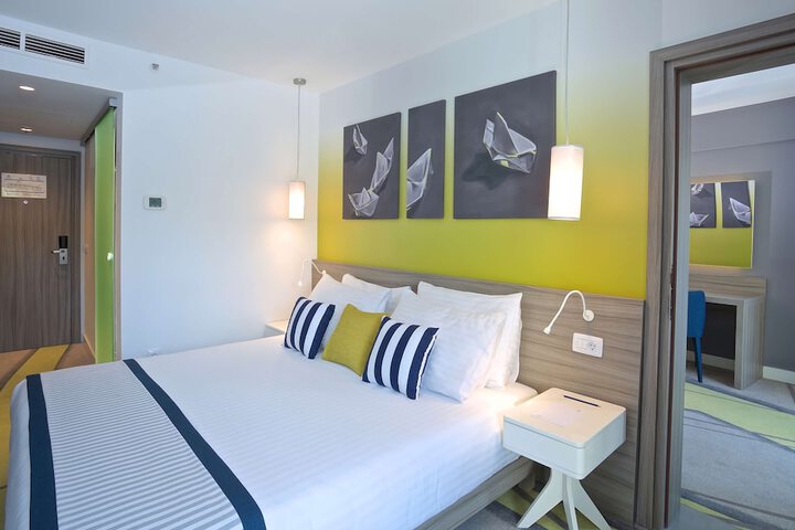 Room 20 of 130