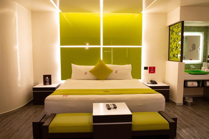 Room 7 of 42