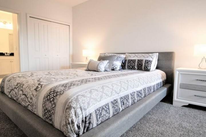 Room 21 of 53