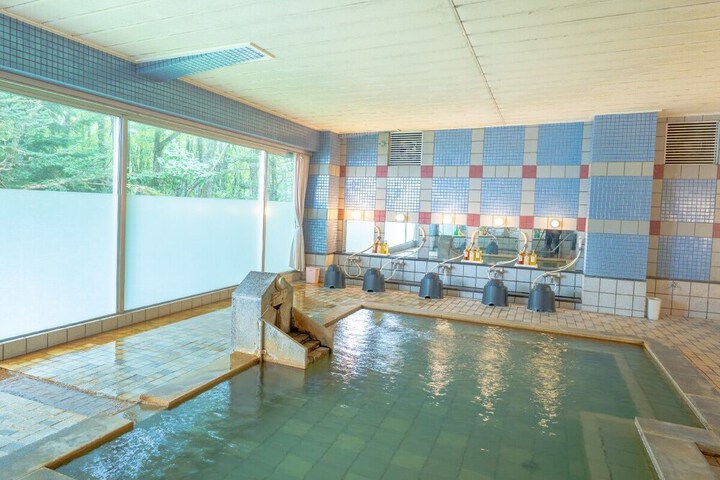 Spa 13 of 30