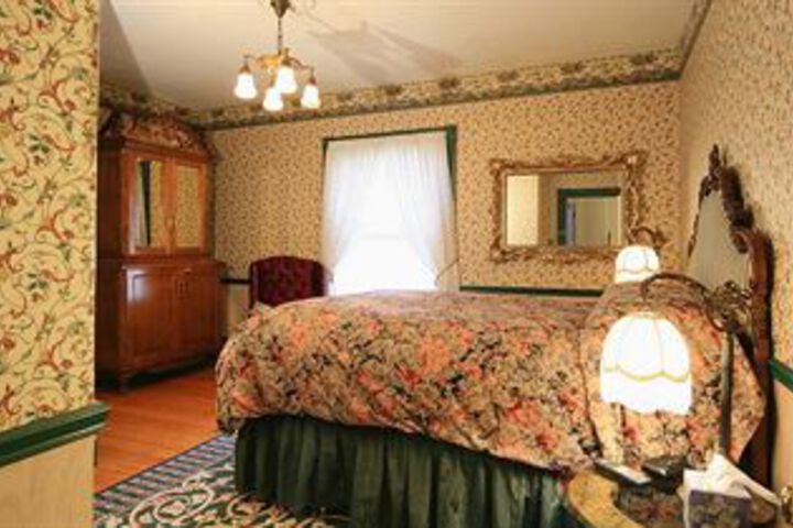 Room 49 of 77