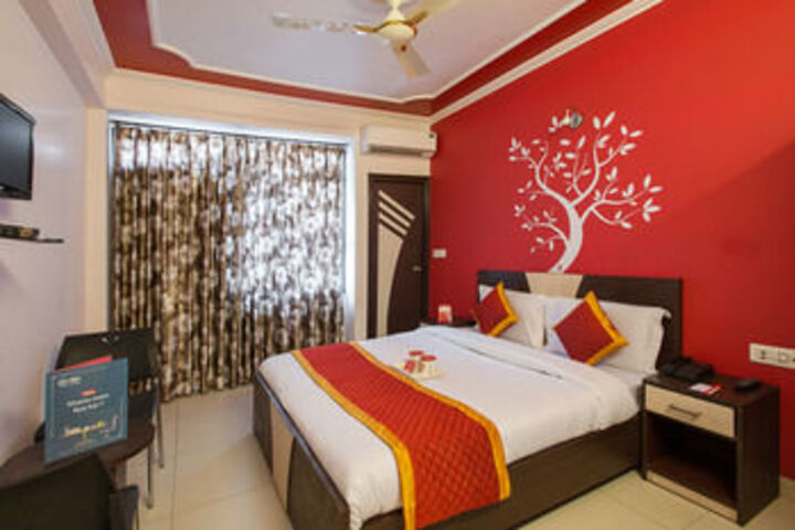 OYO 3151 Hotel Arihant Palace
