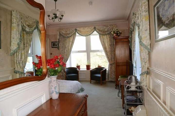 Room 10 of 51