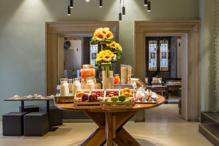 Breakfast/Coffee Service 87 of 122