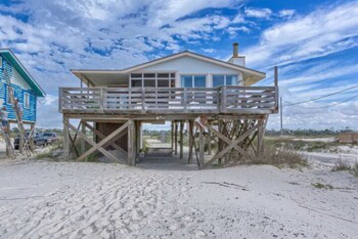 Dorseys Wave on by Meyer Vacation Rentals in Gulf Shores, AL