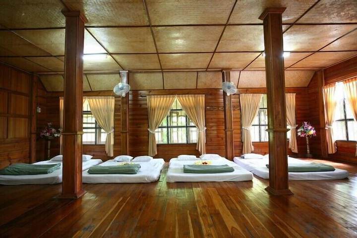 Room 5 of 30