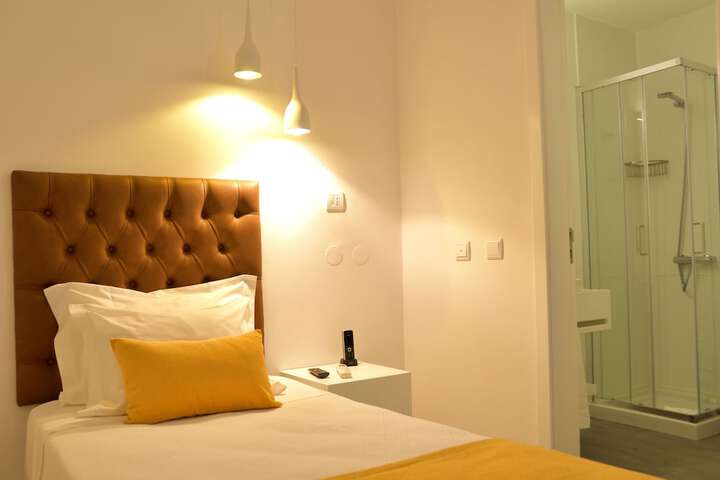 Room 22 of 63