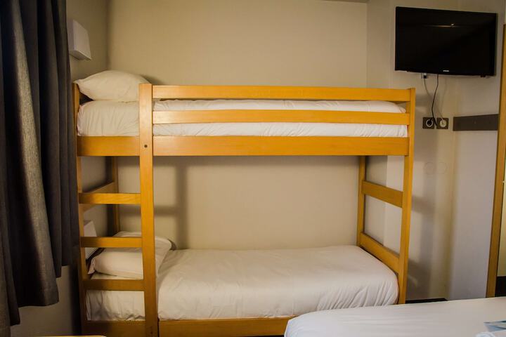 Room 18 of 39