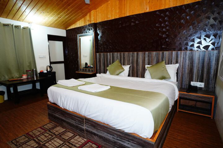 Room 11 of 46