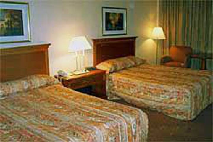 Room 28 of 53