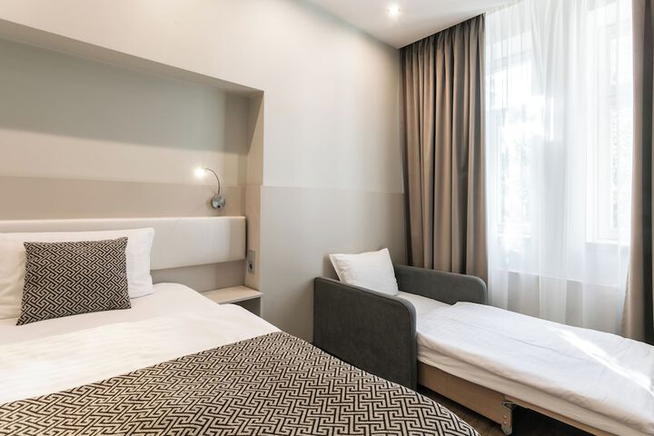 Room 15 of 54