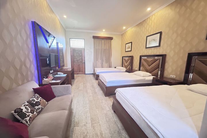 Room 26 of 61