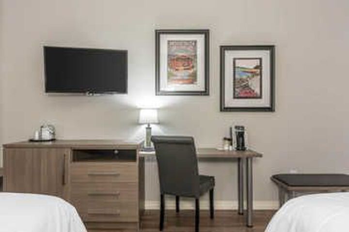 The Inn at Dunvilla an Ascend Hotel Collection Me in Pelican Rapids, MN