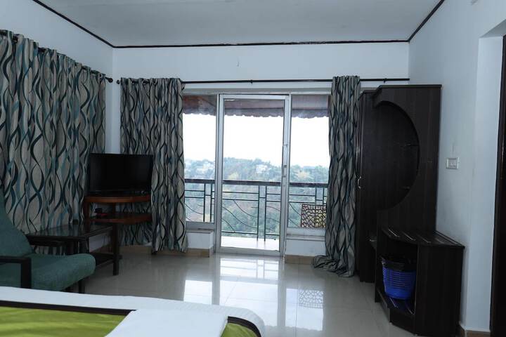 Room 15 of 35