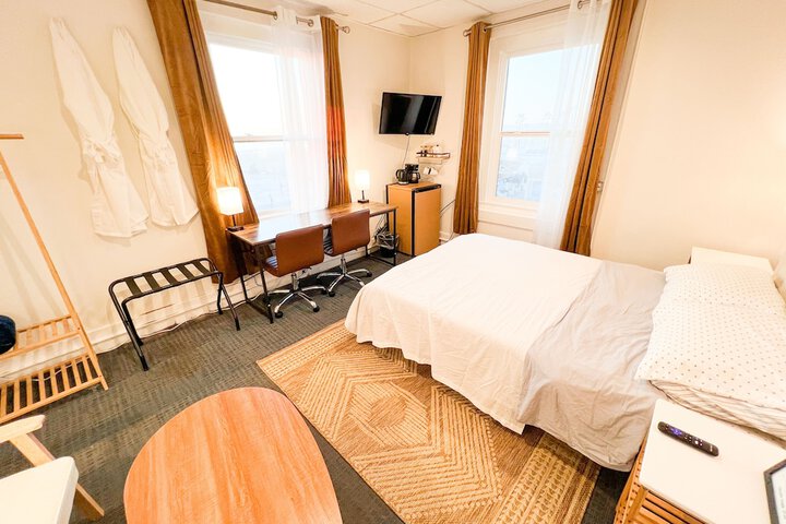 Room 21 of 85
