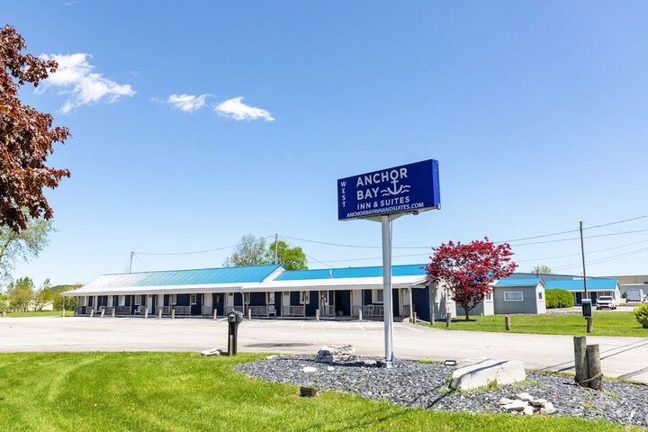 Anchor Bay Inn and Suites in Sandusky, OH