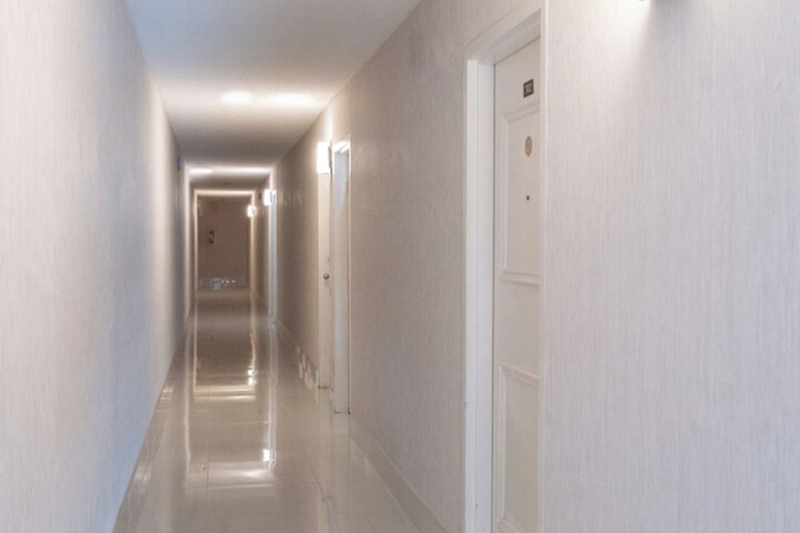 Ballroom/Hall 72 of 81