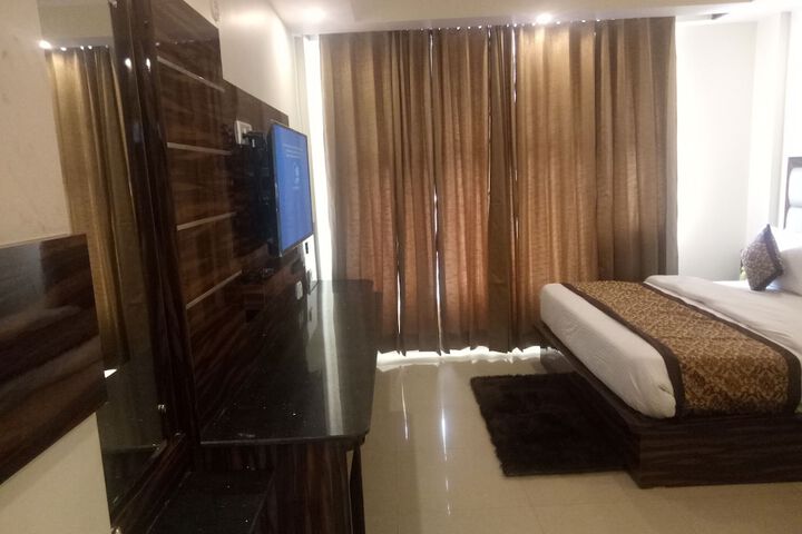 Room 46 of 61