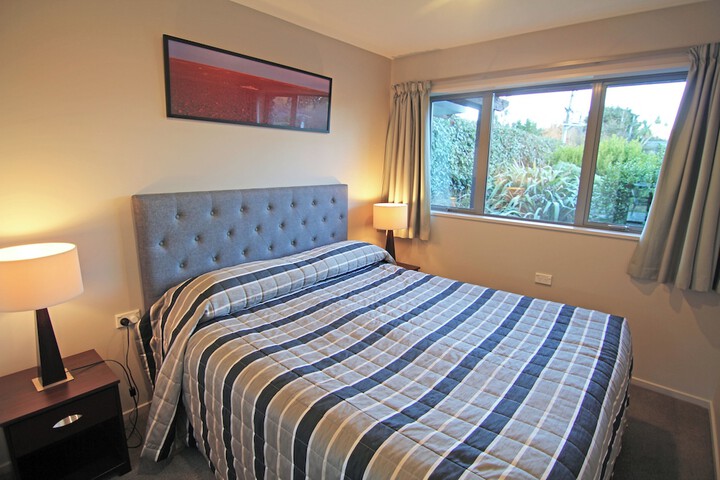 Room 9 of 43