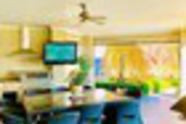 Room 26 of 138