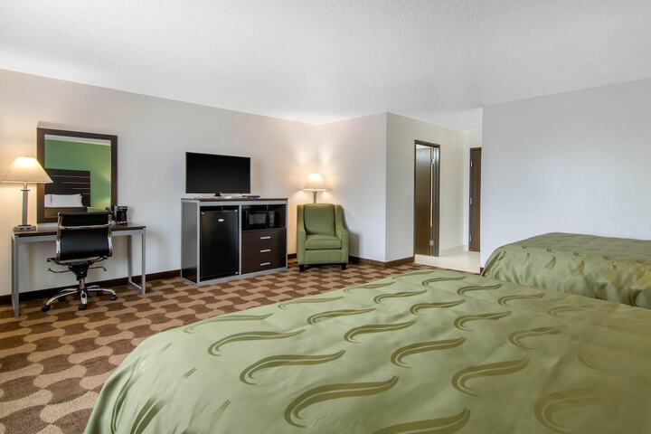 Room 22 of 47