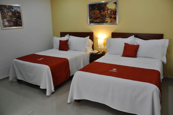 Room 6 of 13