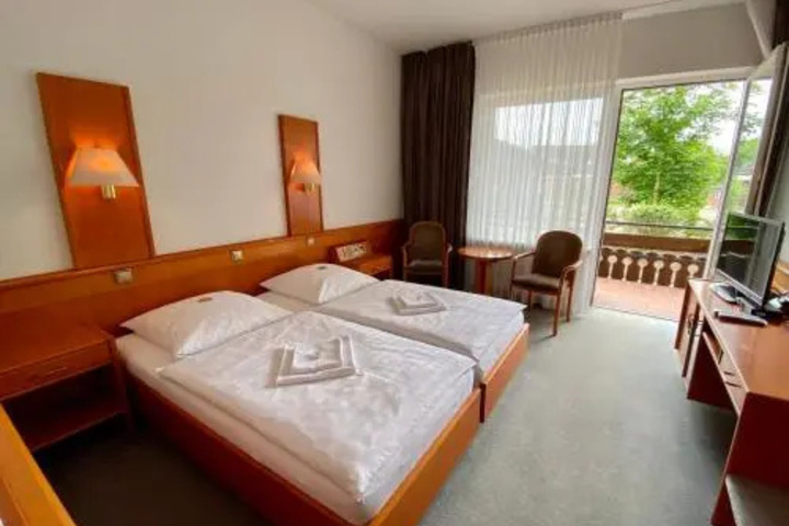 Room 2 of 12