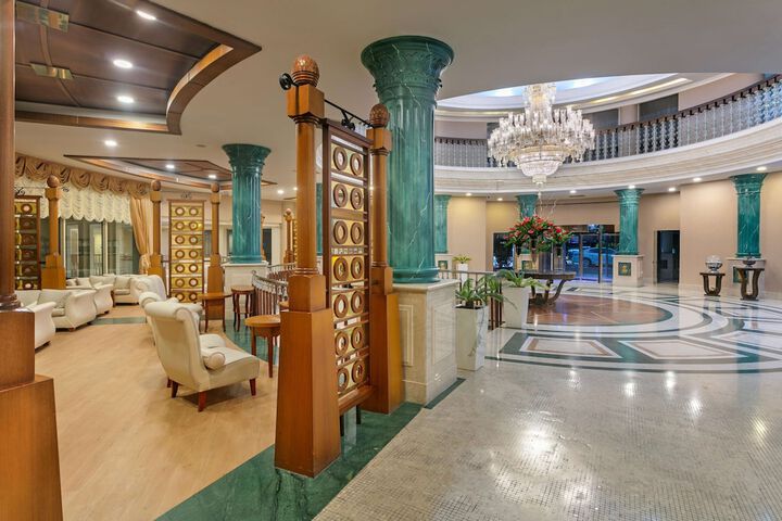 Hotel Lobby