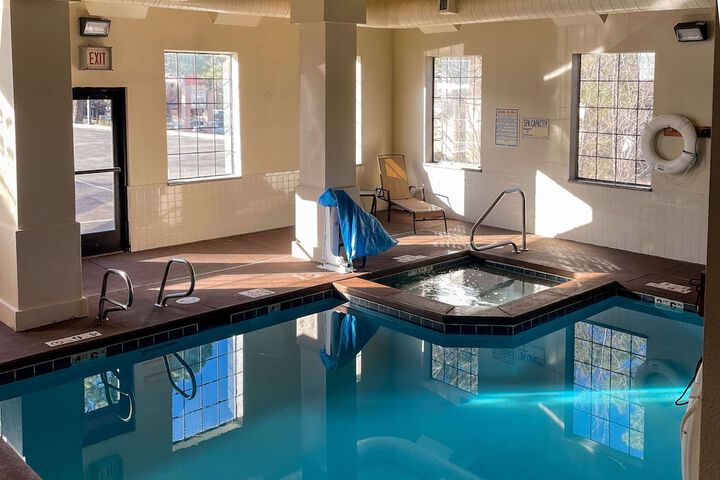 Pool 38 of 64