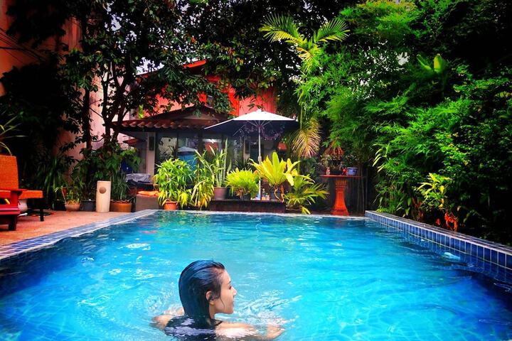Pool 50 of 74
