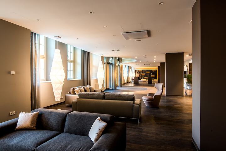 Hotel Interior 8 of 28