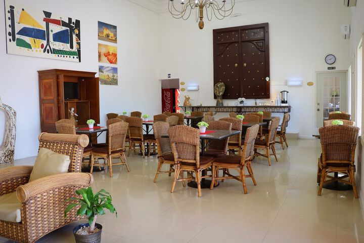 Dining Photos