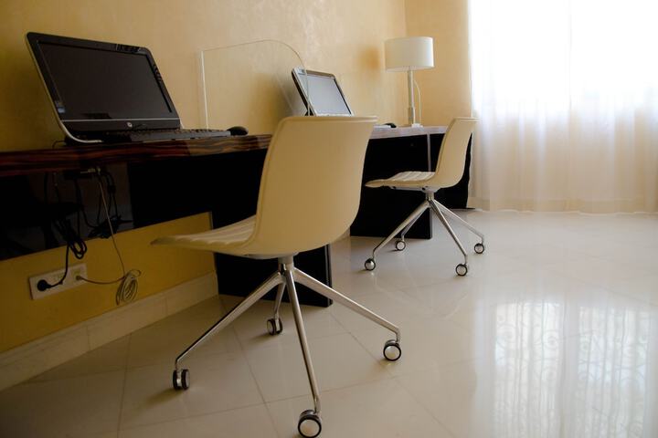 Business Center 42 of 43