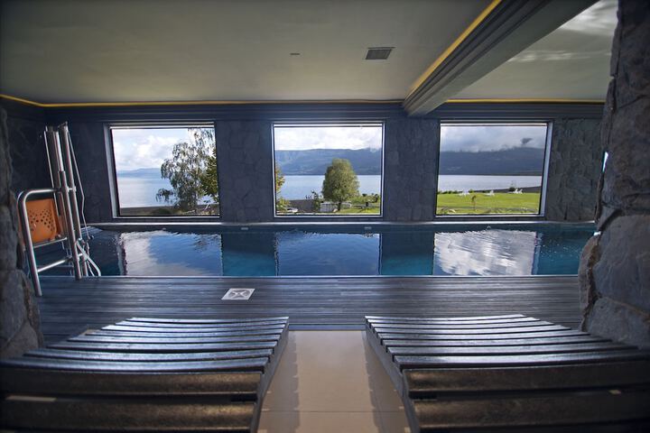 Pool 60 of 126