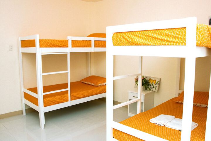 Room 14 of 23