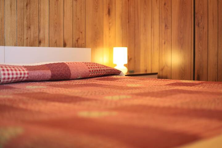 Room 6 of 44