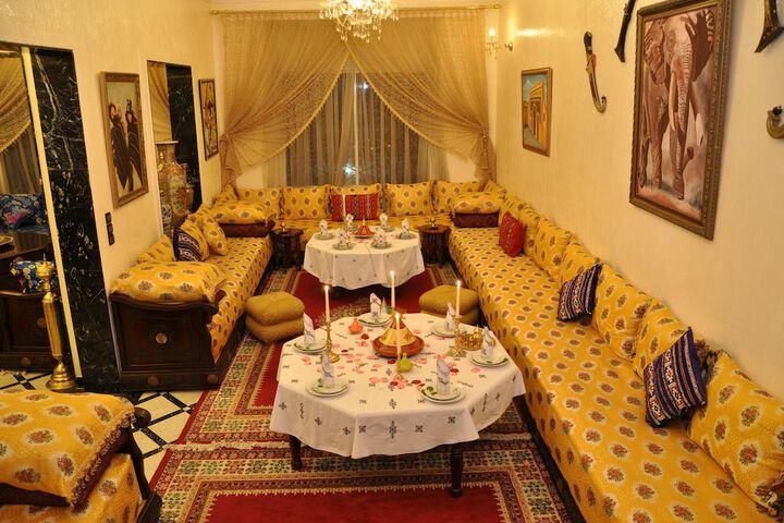 Dining 37 of 43