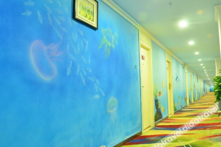 Shenzhen Clownfish Hotel
