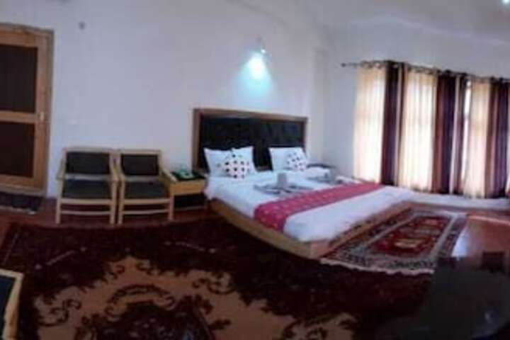 Room 10 of 63